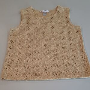 LIKE NEW VTG Rafael Butter Yellow Stretchy Open Eyelet Floral Tank Top Blouse